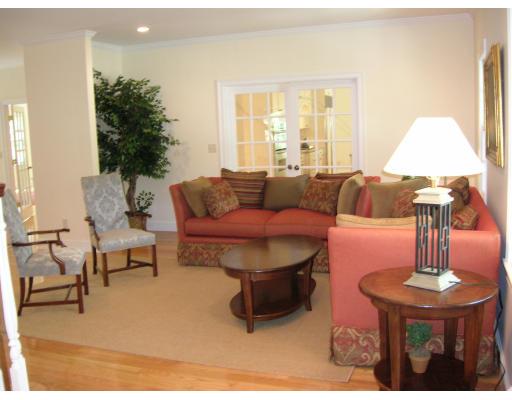 46 Cottage St, Hingham, MA 02043 photo 11