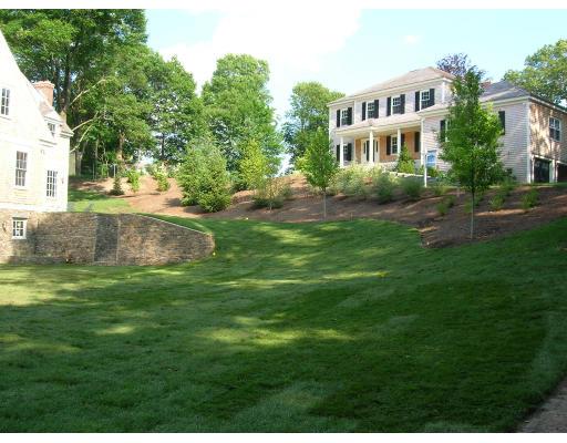 46 Cottage St, Hingham, MA 02043 photo 2