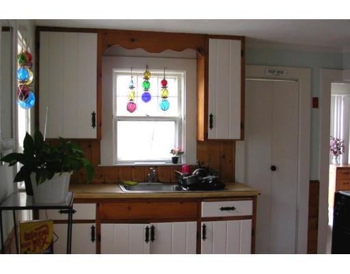 7 Everett Rd, Bourne, MA 02532 photo 8