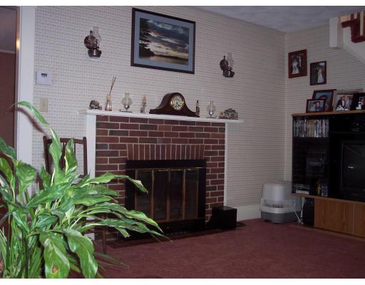 4 Weston Rd, Reading, MA 01867 photo 3