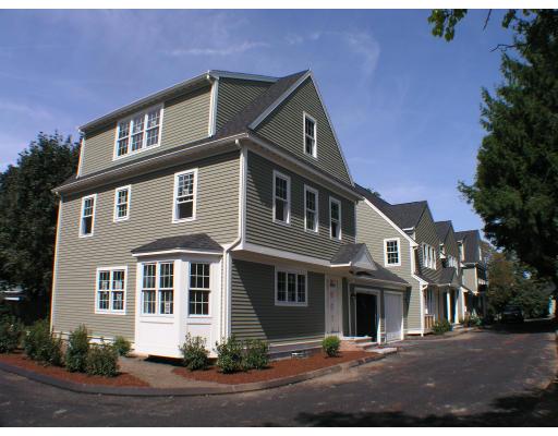 4 Otis St #3, Danvers, MA 01923 photo 1