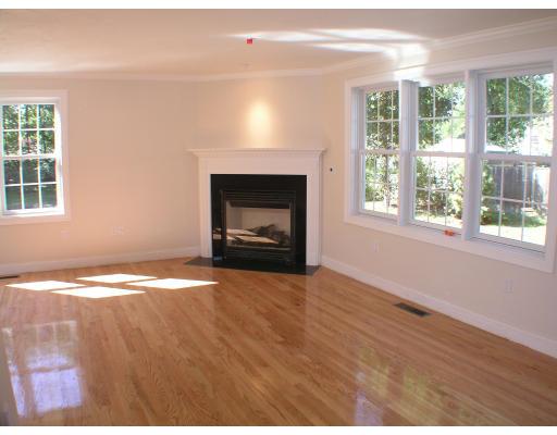 4 Otis St #3, Danvers, MA 01923 photo 10
