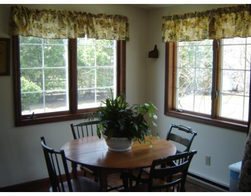 80 Macarthur Rd, Natick, MA 01760 photo 5
