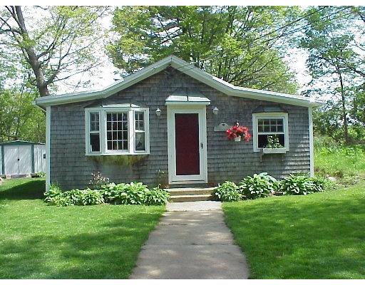 16 Lyndale Ave, Gloucester, MA 01930 photo 1