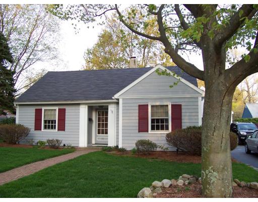 22 Driscoll Ave, Maynard, MA 01754 photo 1