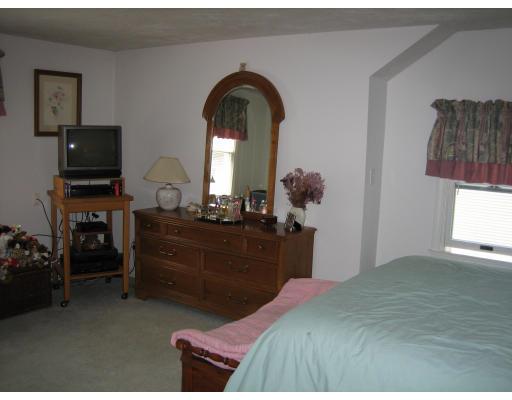 22 Driscoll Ave, Maynard, MA 01754 photo 9