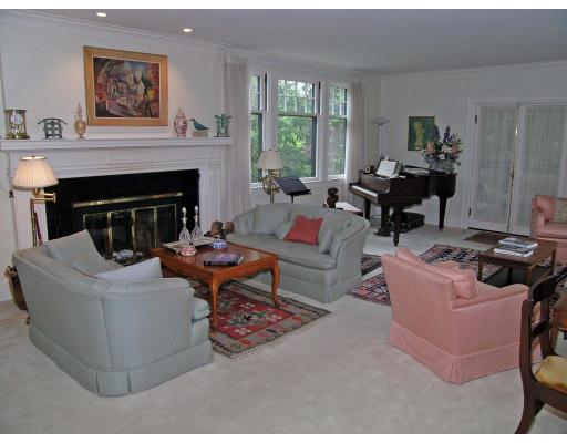 78 Evans Rd, Brookline, MA 02445 photo 9