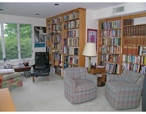 78 Evans Rd, Brookline, MA 02445 photo 14