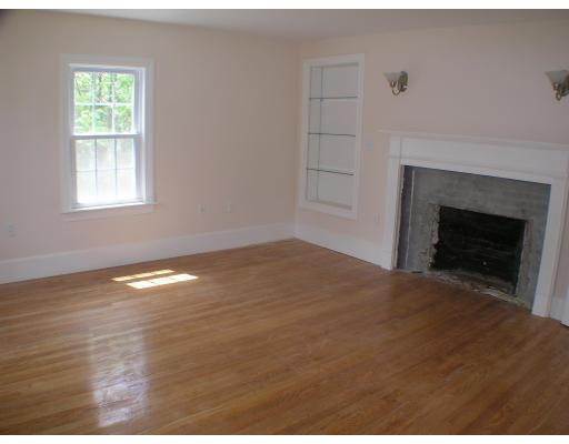 11 Cherry St #1, Danvers, MA 01923 photo 4