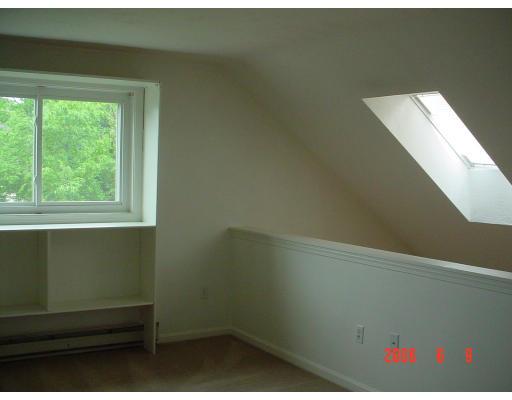 2 Jonathan Cir, Worcester, MA 01604 photo 8