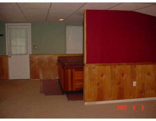 2 Jonathan Cir, Worcester, MA 01604 photo 9