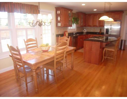 10 Clipper Way, Marblehead, MA 01945 photo 2