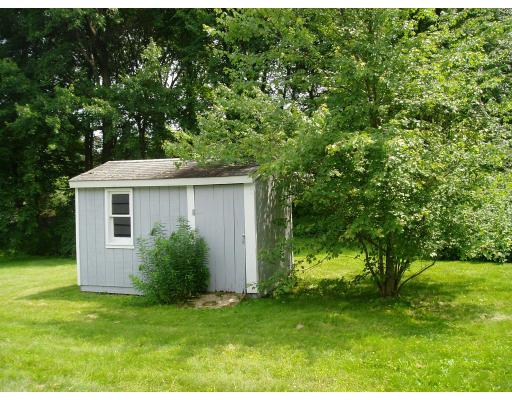 47 Zephyr Ln, Springfield, MA 01128 photo 7