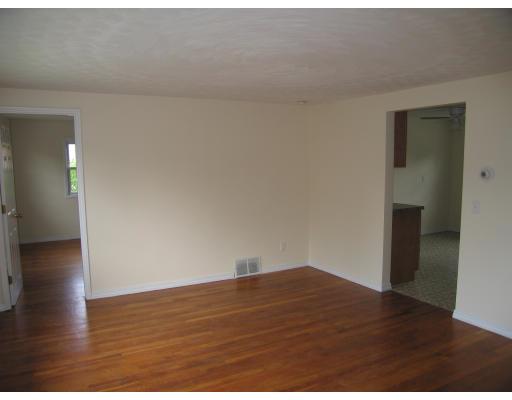 10 Vecchia #B, Webster, MA 01570 photo 4