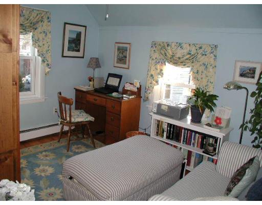 23 Sewall St, Marblehead, MA 01945 photo 5