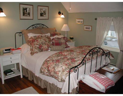 23 Sewall St, Marblehead, MA 01945 photo 6