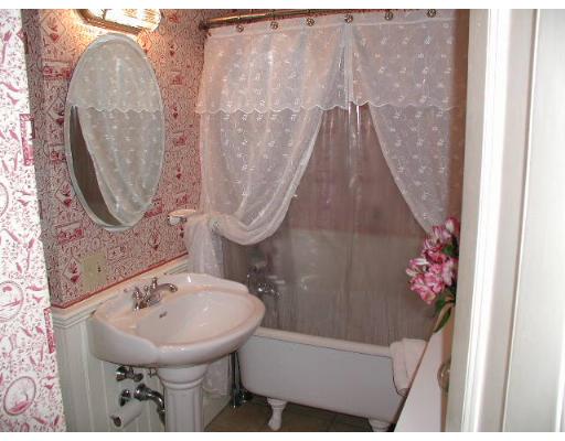 23 Sewall St, Marblehead, MA 01945 photo 7