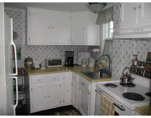 23 Sewall St, Marblehead, MA 01945 photo 4