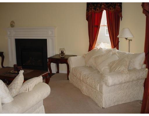 113 Carpenter Ave, Chicopee, MA 01020 photo 7