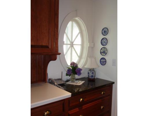 49 Lincoln St, Hingham, MA 02043 photo 9