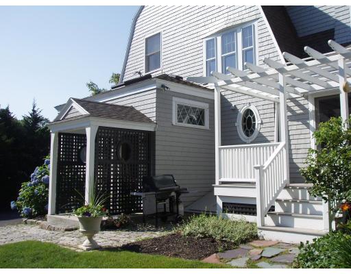 49 Lincoln St, Hingham, MA 02043 photo 4