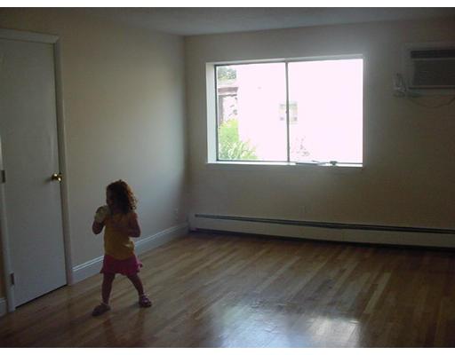 7 Tyler St #3, Everett, MA 02149 photo 2