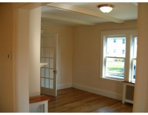 2 Bertram St, Beverly, MA 01915 photo 8