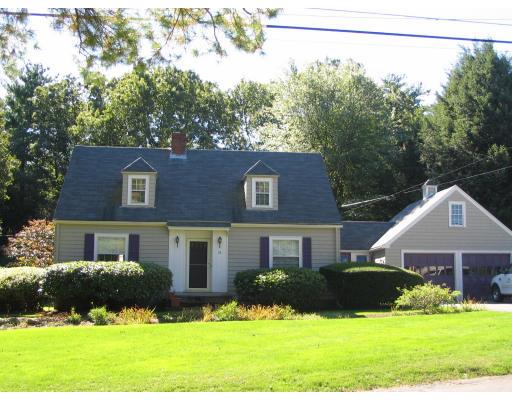 18 Juniper Ave, Wakefield, MA 01880 photo 1