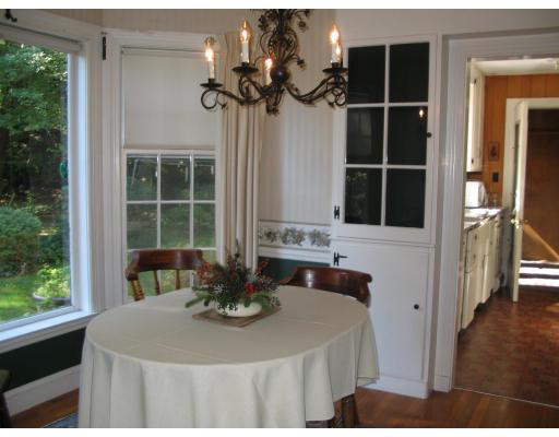 18 Juniper Ave, Wakefield, MA 01880 photo 3