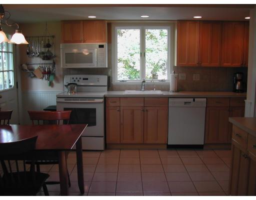 34 Burnside Rd, Needham, MA 02494 photo 4