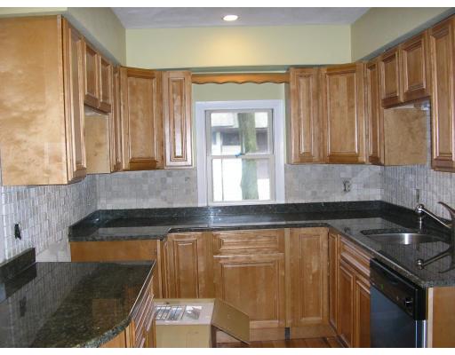 13 Sylvan St #4, Gloucester, MA 01930 photo 1