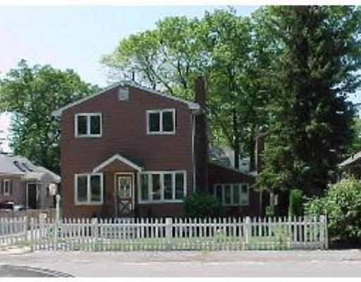 63 Crane St, Dedham, MA 02026 photo 1