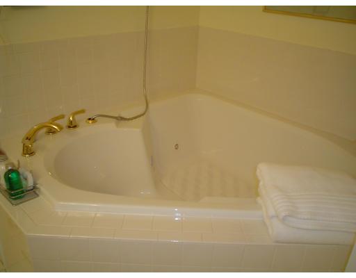 16 Millers Way #D, Sutton, MA 01590 photo 8