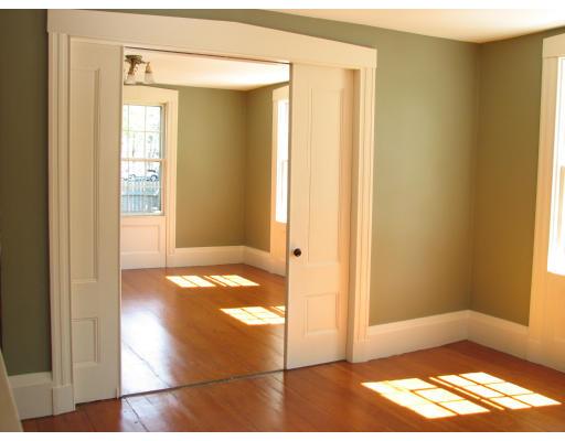 33 Bartlett St #1, Beverly, MA 01915 photo 3