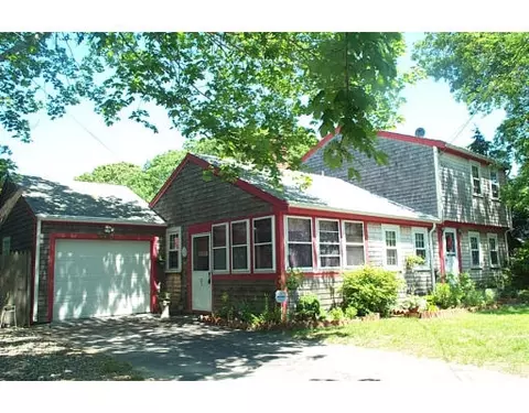 38 Bumpus Rd, Hyannis, MA 02601 photo 1