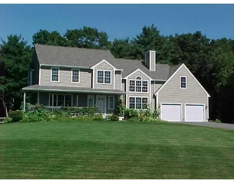 96 Spring St, Rehoboth, MA 02769 photo 1