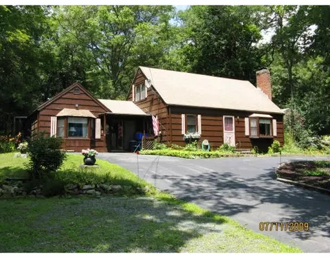 82 Spring St, Foxboro, MA 02035 photo 1