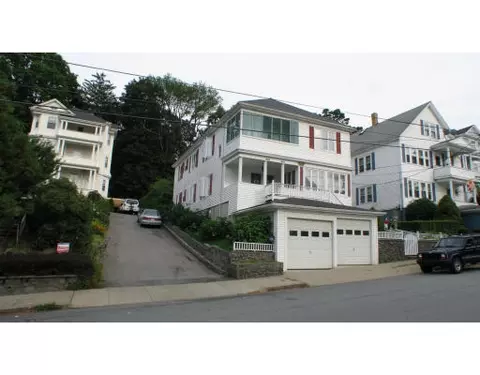 407 Belmont St, Fall River, MA 02720 photo 1