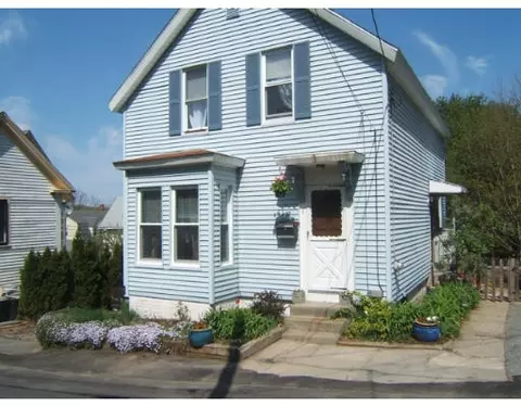 1 Oak St, Maynard, MA 01754 photo 1