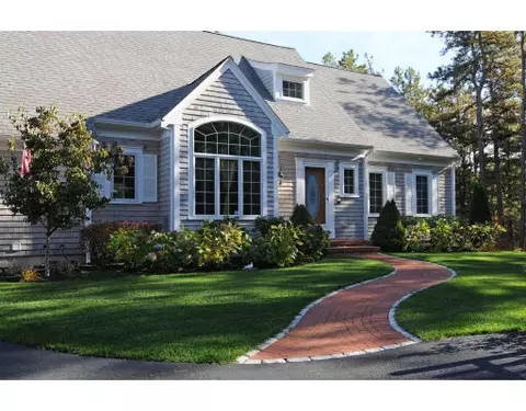 21 Pond Edge Trl, Wareham, MA 02571 photo 1