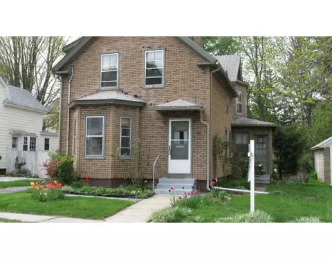 30 Concord St, Maynard, MA 01754 photo 1