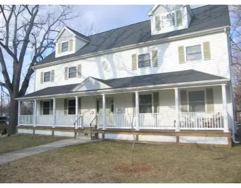 89 E Central St #1, Franklin, MA 02038 photo 1