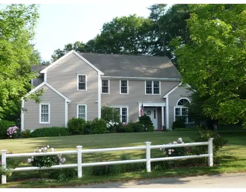 34 Chowdermarch St, Marshfield, MA 02050 photo 1