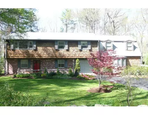 30 Baltimore St, Millis, MA 02054 photo 1