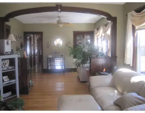 87 Kinsman St, Everett, MA 02149 photo 1