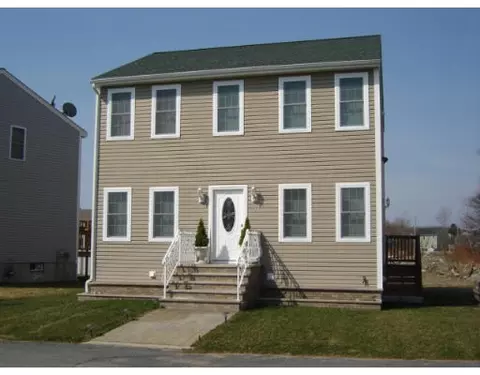 620 Detroit St, Fall River, MA 02721 photo 1