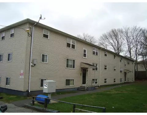 121 Snell St #5, Fall River, MA 02721 photo 1