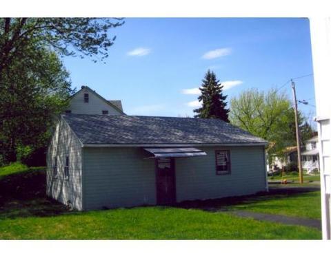31 Laclede Ave, Chicopee, MA 01020 photo 5