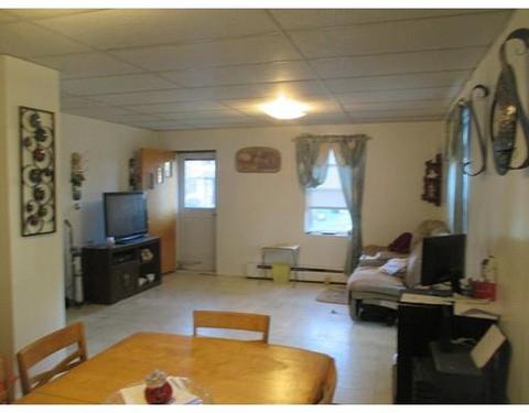 31 Laclede Ave, Chicopee, MA 01020 photo 7
