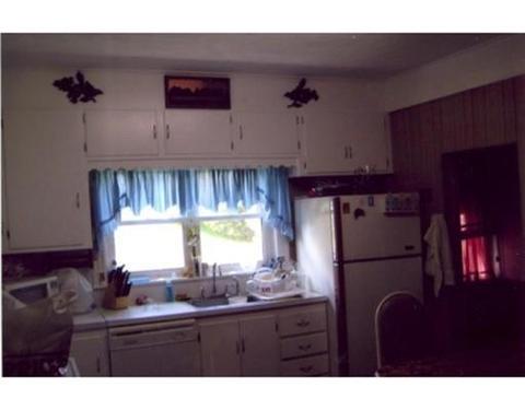 31 Laclede Ave, Chicopee, MA 01020 photo 8